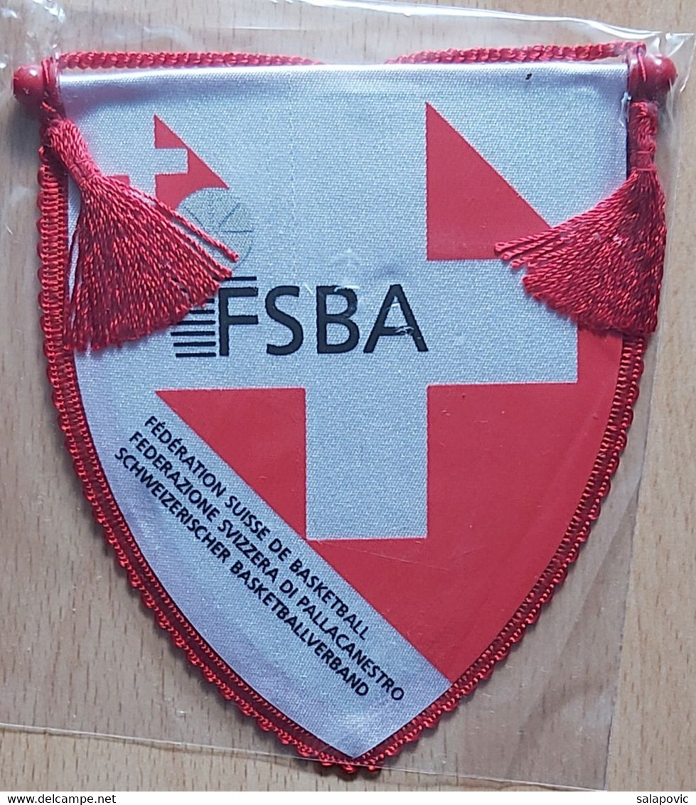 FSBA Switzerland Basketball Federation Suisse  PENNANT, SPORTS FLAG  SZ74/72 - Bekleidung, Souvenirs Und Sonstige