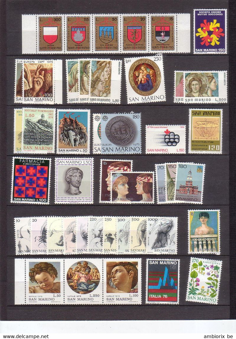 San Marion  Accumulation De 250 Timbres Neufs - Voir Description - Lots & Serien