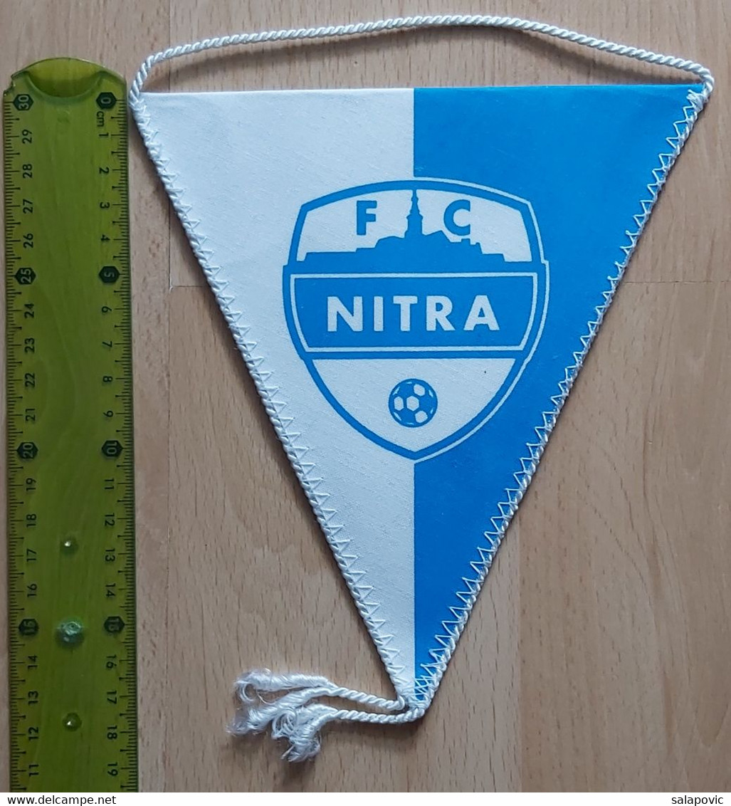 FC Nitra Slovakia Football Soccer Club Fussball Calcio Futbol Futebol PENNANT, SPORTS FLAG  SZ74/71 - Uniformes Recordatorios & Misc