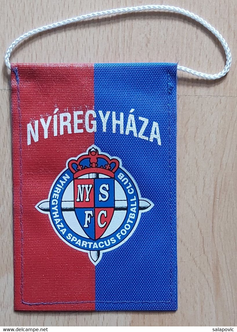 Nyíregyháza FC Hungary Football Soccer Club Fussball Calcio Futbol Futebol PENNANT, SPORTS FLAG  SZ74/71 - Kleding, Souvenirs & Andere