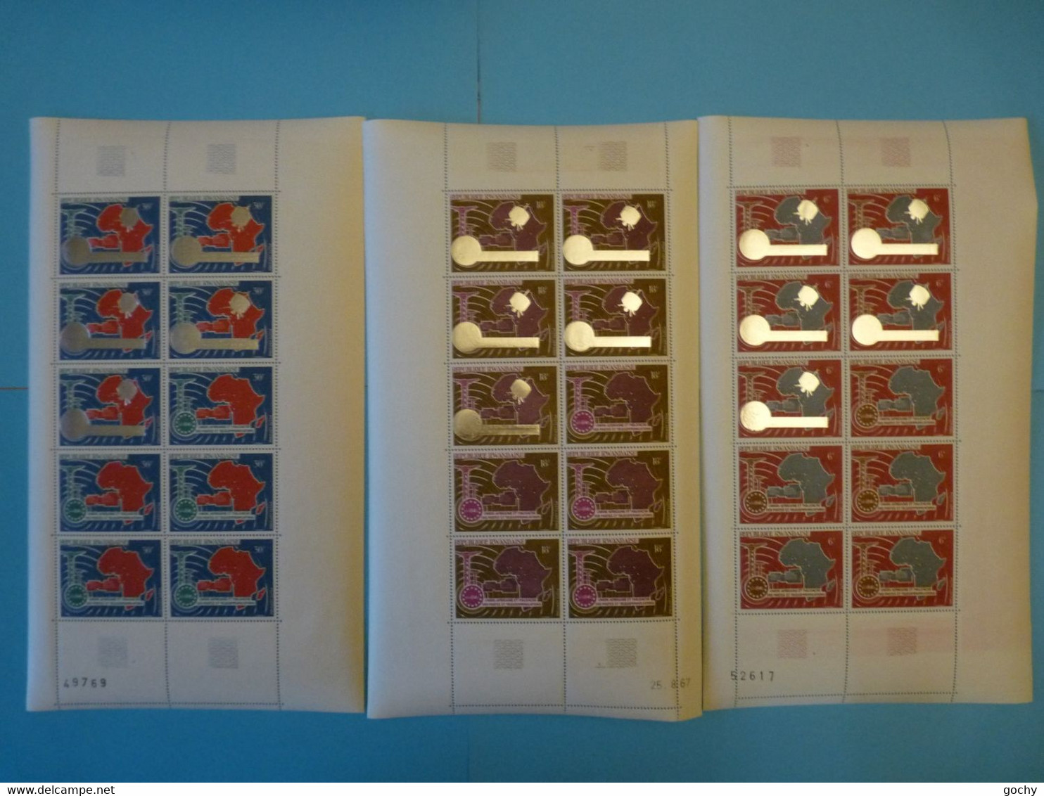 RWANDA  1967: Feuille PA  N° 1 à 3 + CU   Cat.: +85,00€ - Unused Stamps