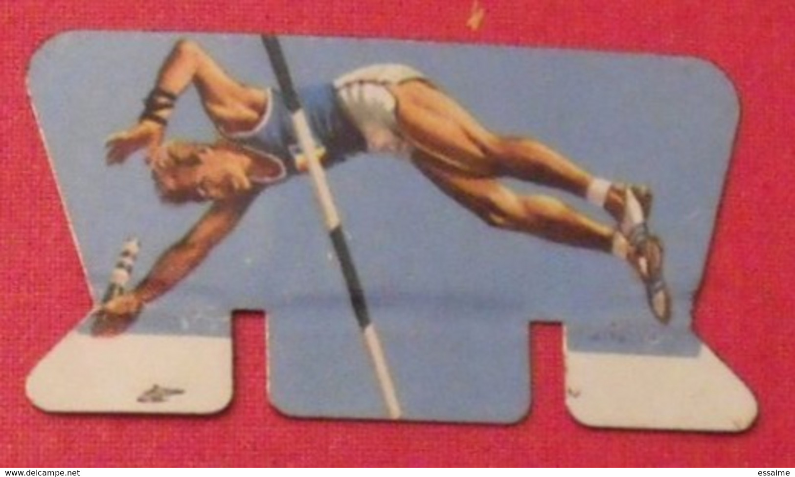 Plaquette Nesquik Jeux Olympiques. Podium Olympique.Maurice Houvion. Perche.  France. Tokyo 1964 - Tin Signs (vanaf 1961)