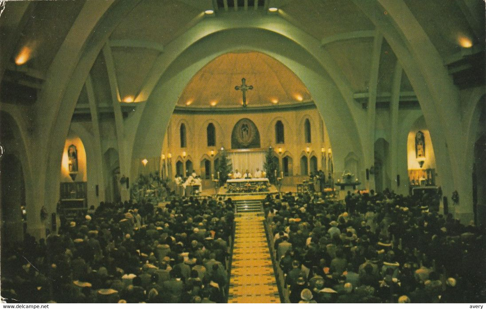 Edmundston, New Brunswick Interieur De L'Eglise Notre Dame Des Sept Douleurs, Messe De Minuit - Autres & Non Classés