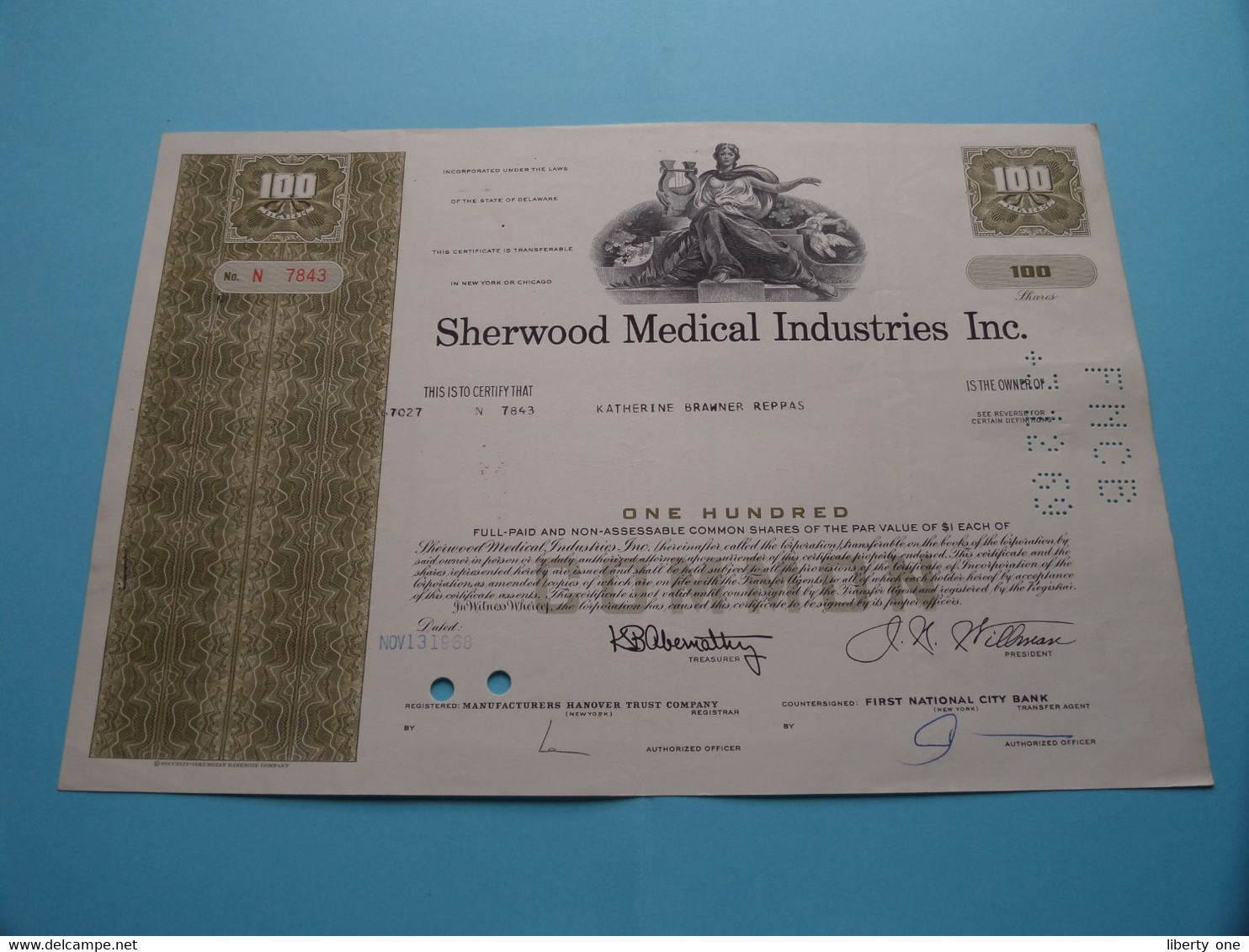 SHERWOOD MEDICAL INDUSTRIES Inc. - 100 Shares $ N° N 7843 - Anno 1968 > ( See / Voir Scan) USA ! - S - V