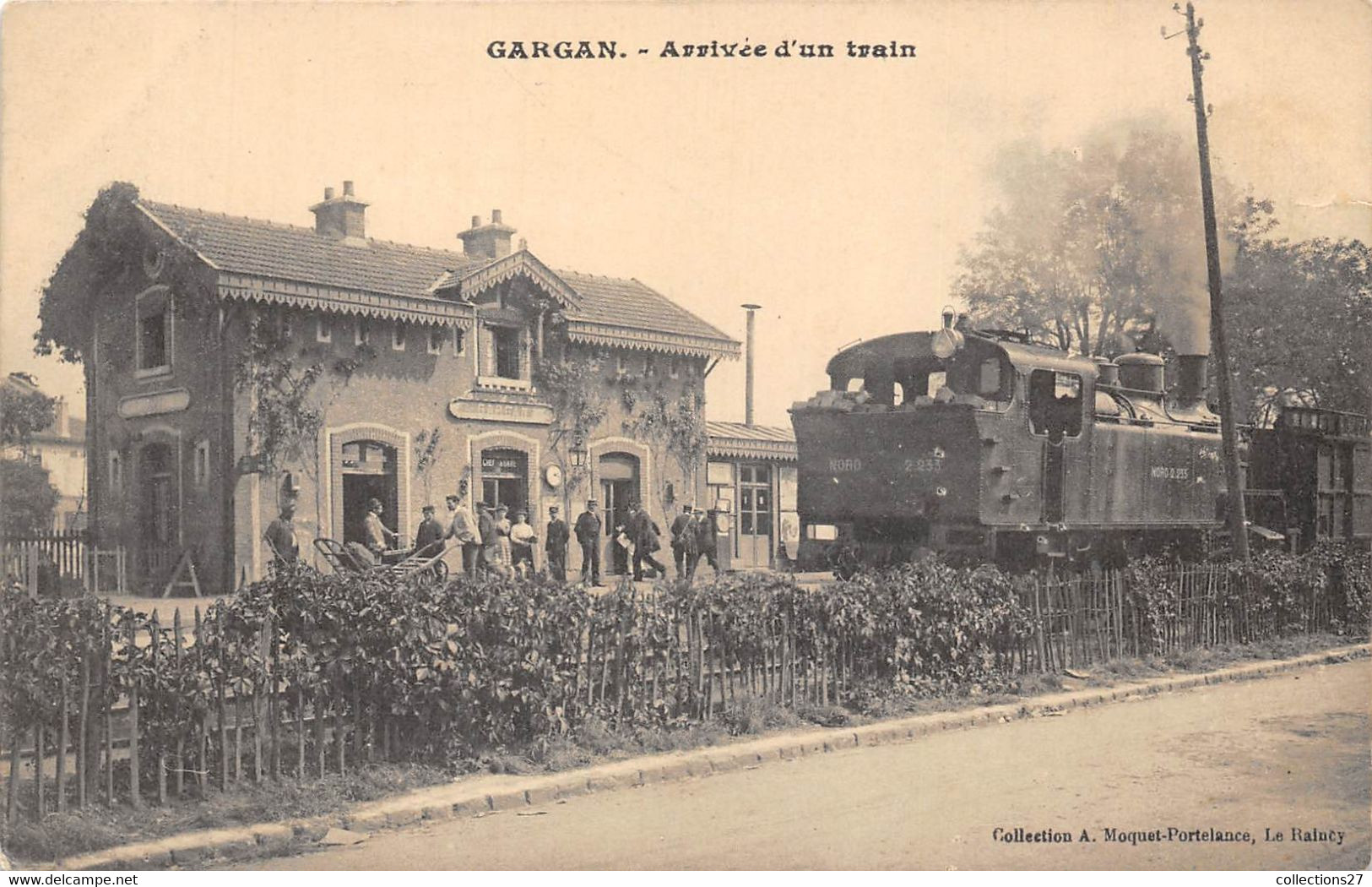 93-GARGAN- ARRIVEE D'UN TRAIN - Livry Gargan