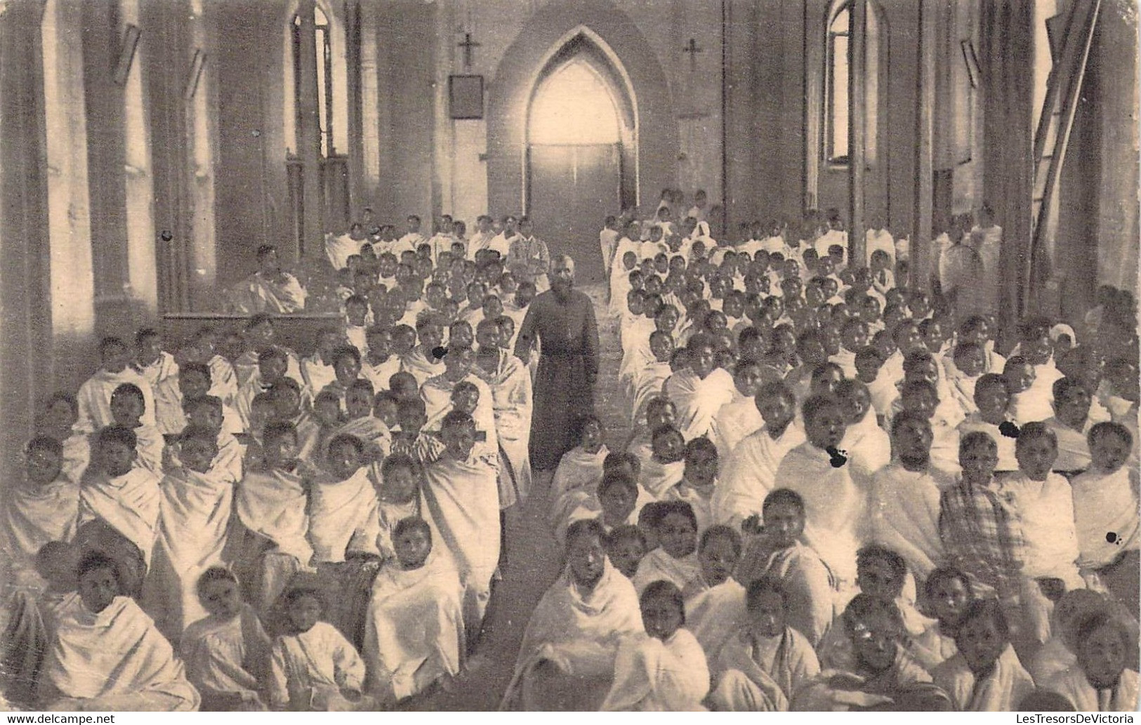 MADAGASCAR - Intérieur D'Eglise De Brousse - Religion - Carte Postale Ancienne - Madagascar