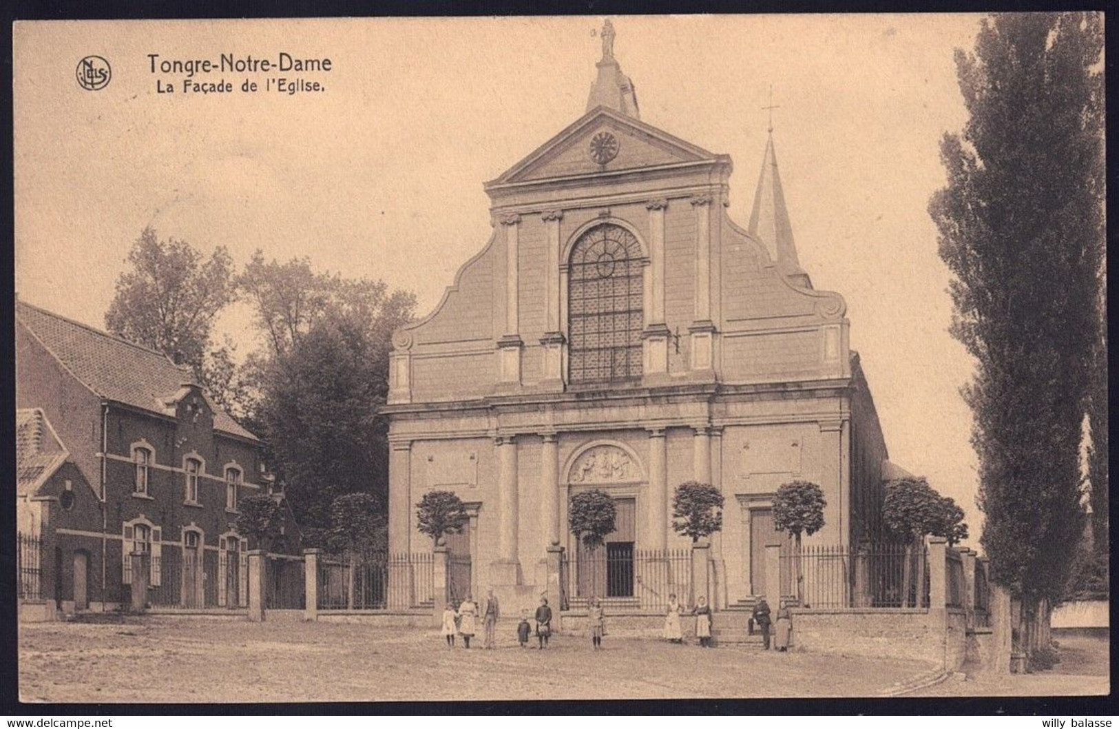 +++ CPA - TONGRES - TONGEREN - Façade De L'église // - Tongeren