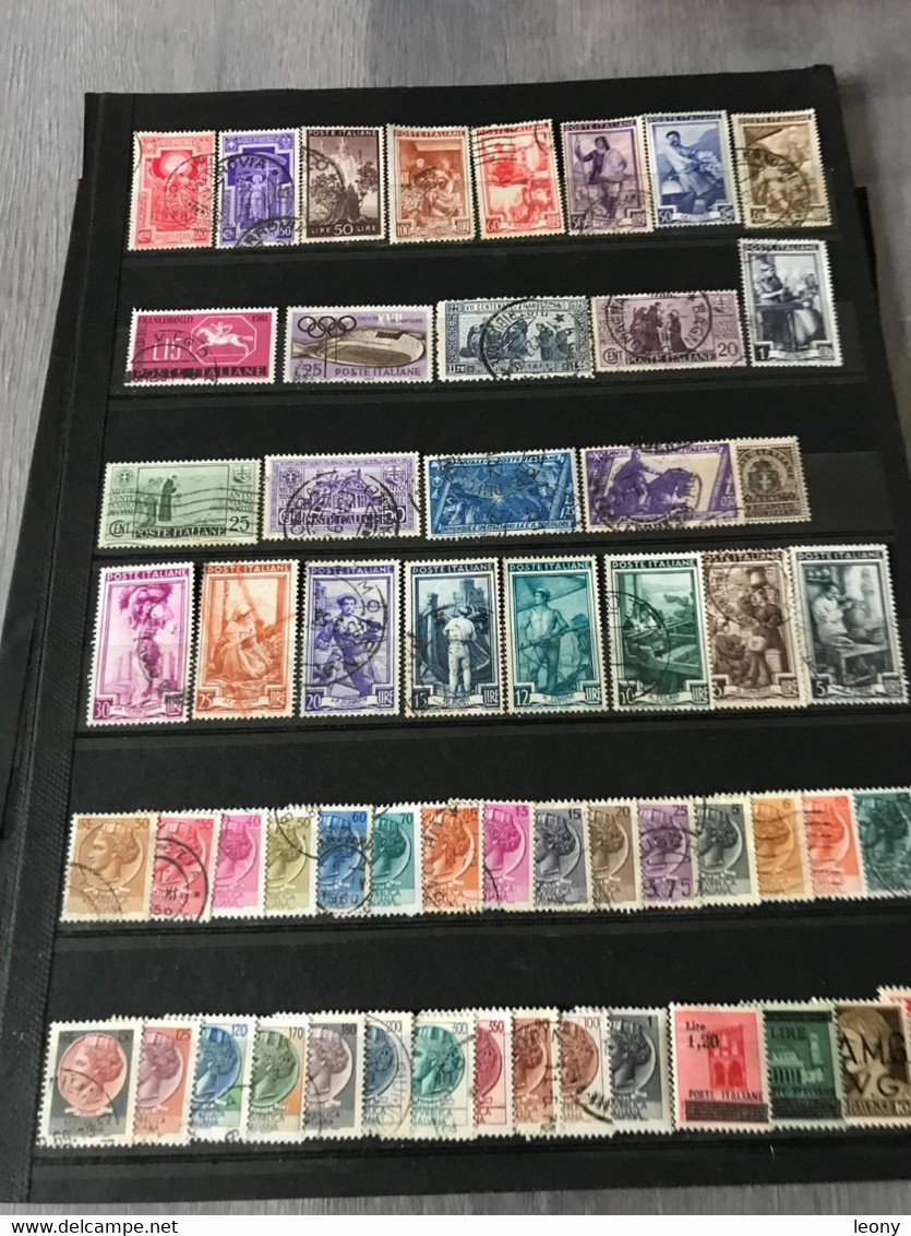 LOT  De DIVERS  TIMBRES D' ITALIE     ... Sur La 1ère  PLAQUETTE Les TIMBRES Sont NEUFS** - Vrac (max 999 Timbres)