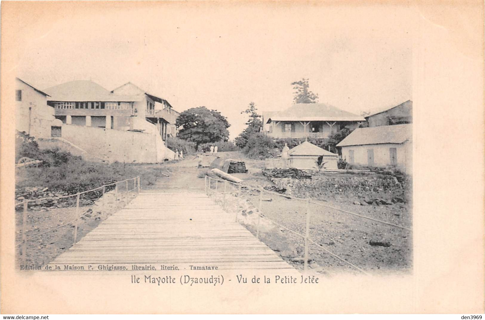 Ile MAYOTTE (Dzaoudzi) - Vu De La Petite Jetée - P. Ghigiasso, Librairie Tamatave - Mayotte