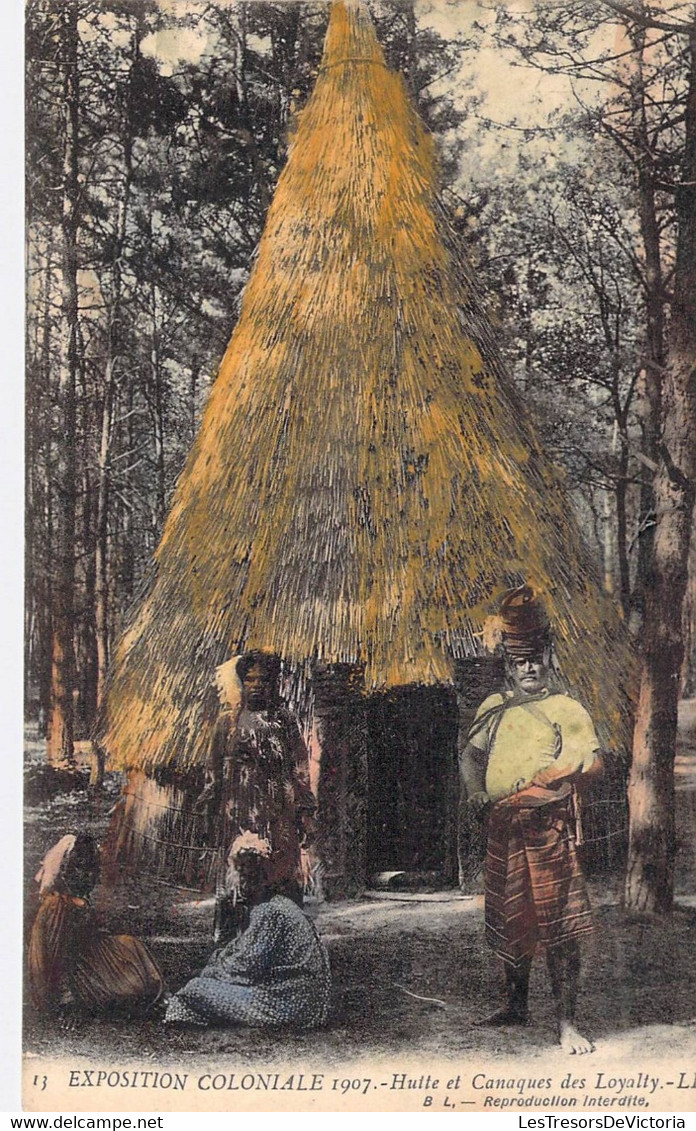 Nouvelle Calédonie - Exposition Coloniale 1907 - Hutte Et Canaques De Loyalty - Colorisé - L.L. - Carte Postale Ancienne - Nouvelle-Calédonie