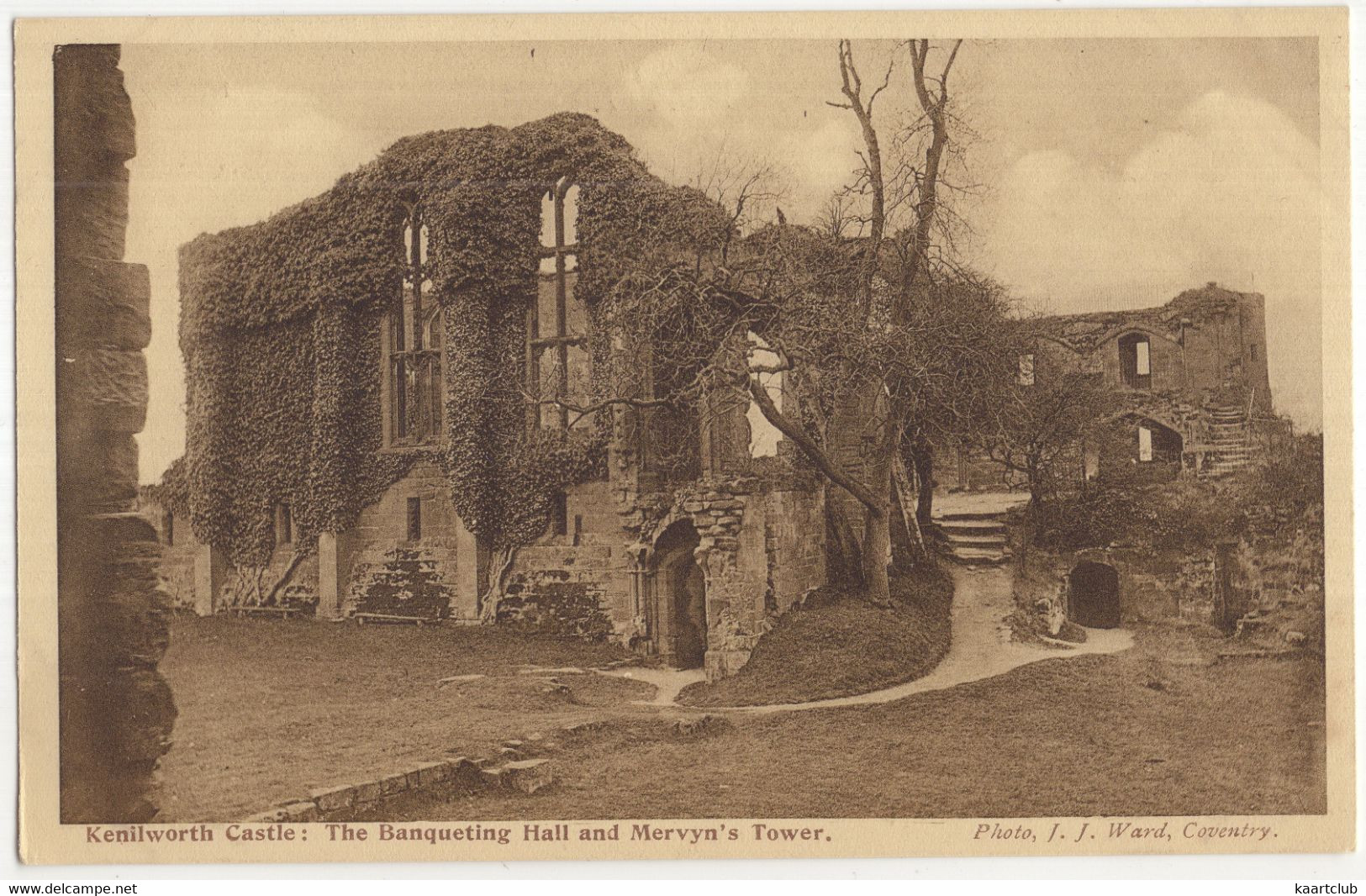 Kenilworth Castle - The Banqueting Hall And Mervyn's Tower.  - (England, U.K.) - Warwick