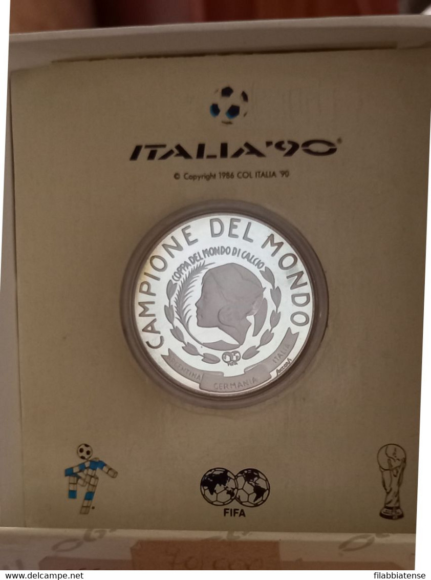 1990 - Italia - Medaglia Ufficiale Mondiali Di Calcio ITALIA 90   Fs   ------ - Herdenking