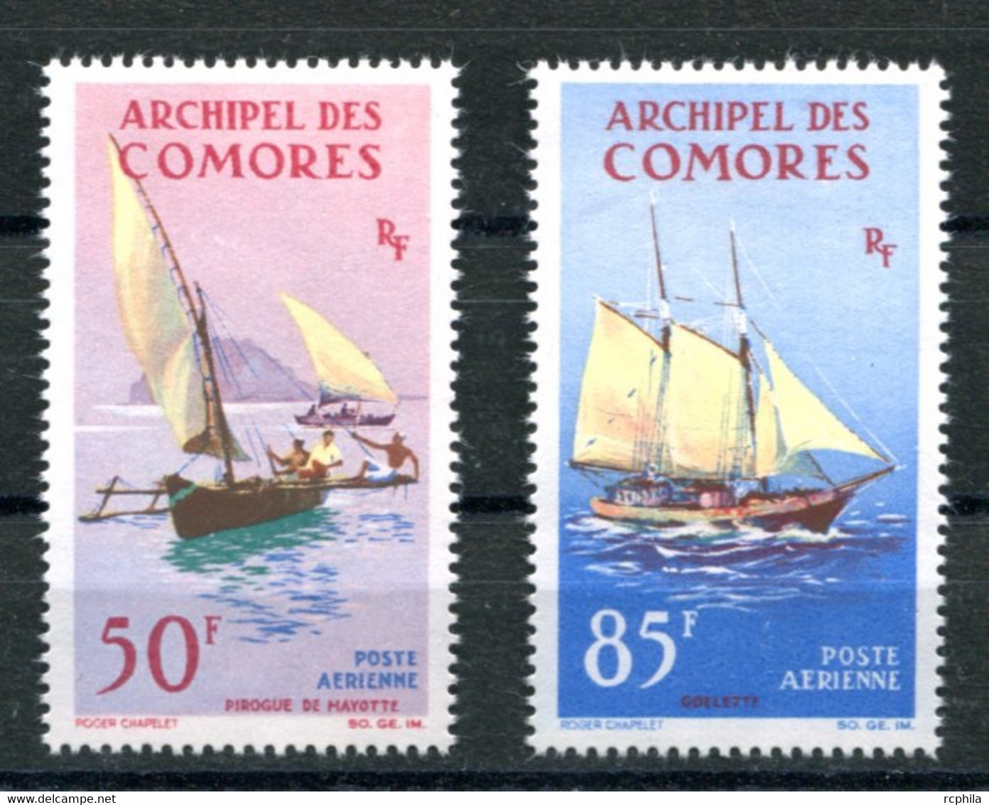 RC 23825 COMORES COTE 10,50€ PA N° 10 / 11 EMBARCATIONS BATEAUX NEUF ** MNH TB - Aéreo