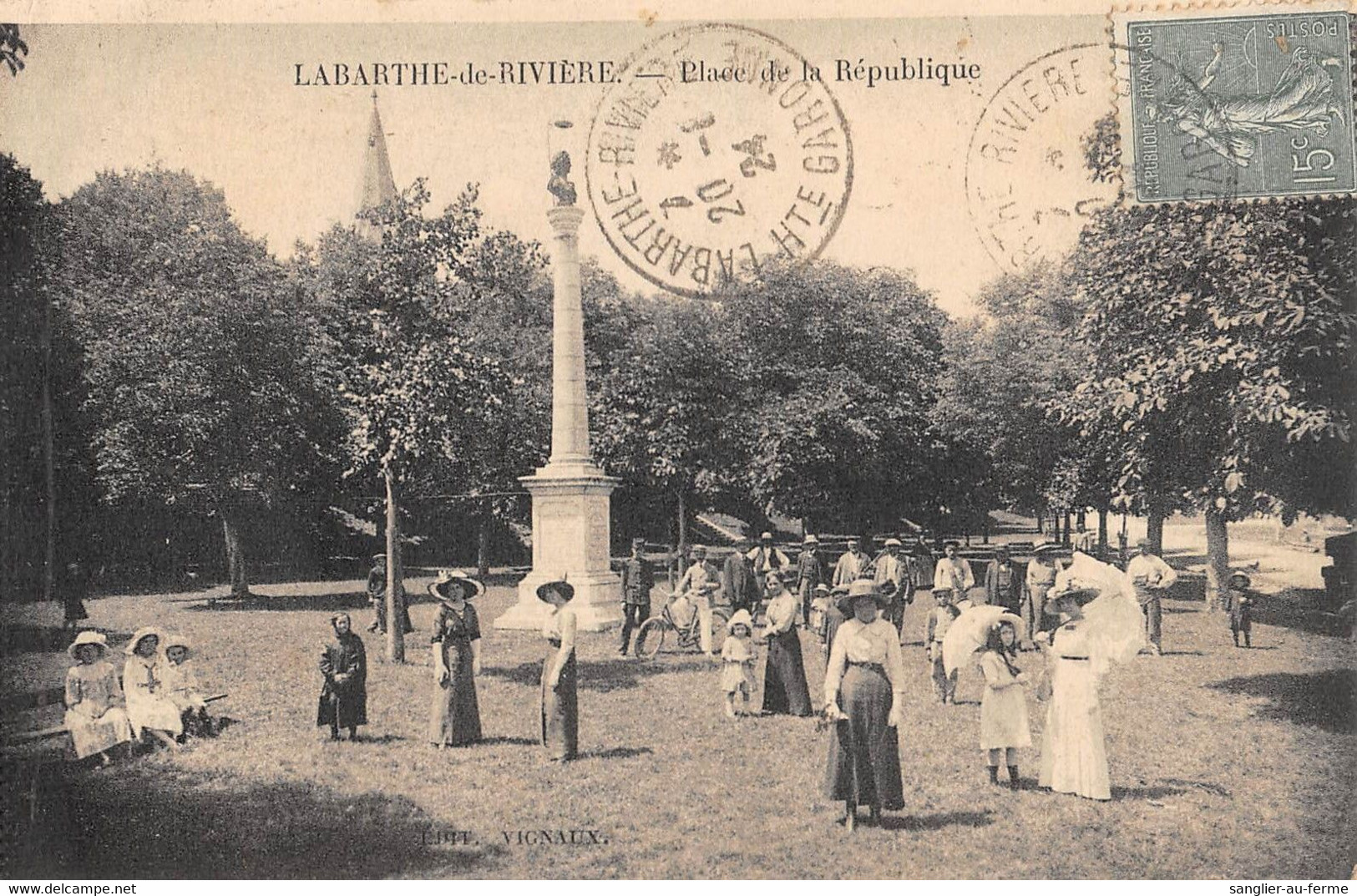 CPA 31 LABARTHE DE RIVIERE PLACE DE LA REPUBLIQUE - Autres & Non Classés