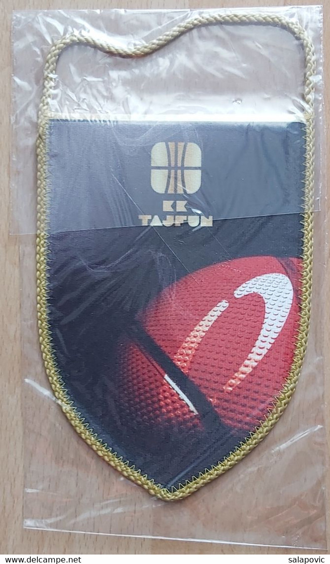 KK TAJFUN SENTJUR Slovenia Basketball Club  PENNANT, SPORTS FLAG ZS 5/8 - Kleding, Souvenirs & Andere