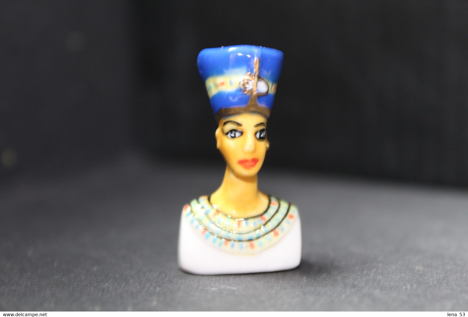 Fève De La Série ROIS ET REINES D'EGYPTE - Nefertiti - Prime 2007 - (Réf. 006) - Historia