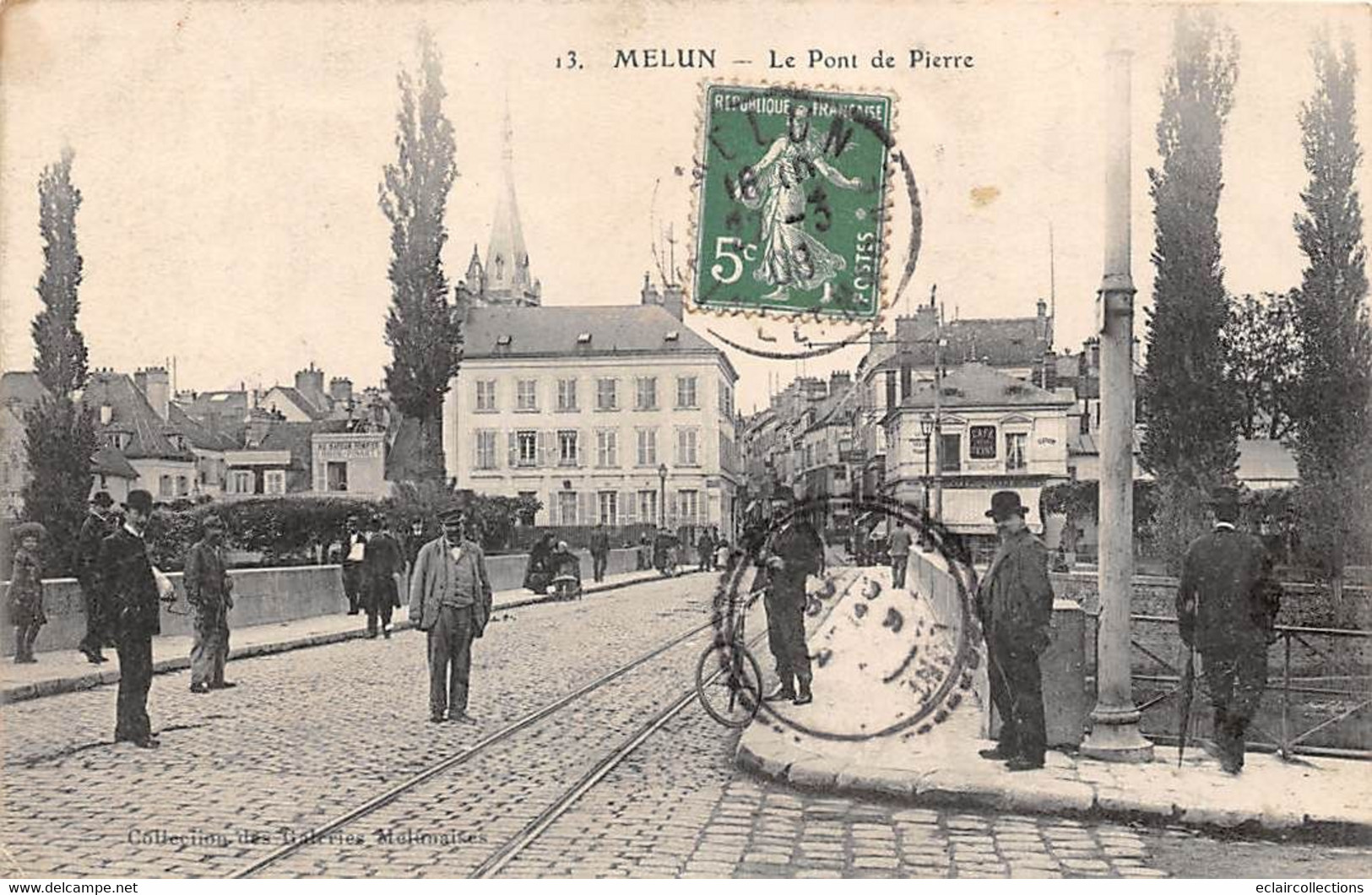 Melun            77        Le Pont De Pierre    N°13        (voir Scan) - Melun