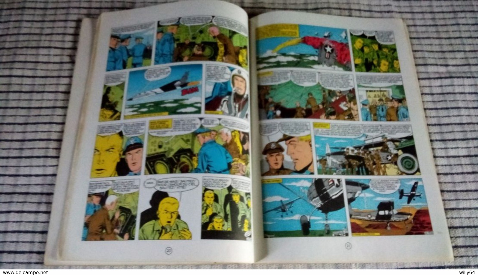 LES AVENTURES DE BUCK DANNY  N°25   " Escadrille ZZ "   1977  DUPUIS   BD SOUPLE  TBE - Buck Danny