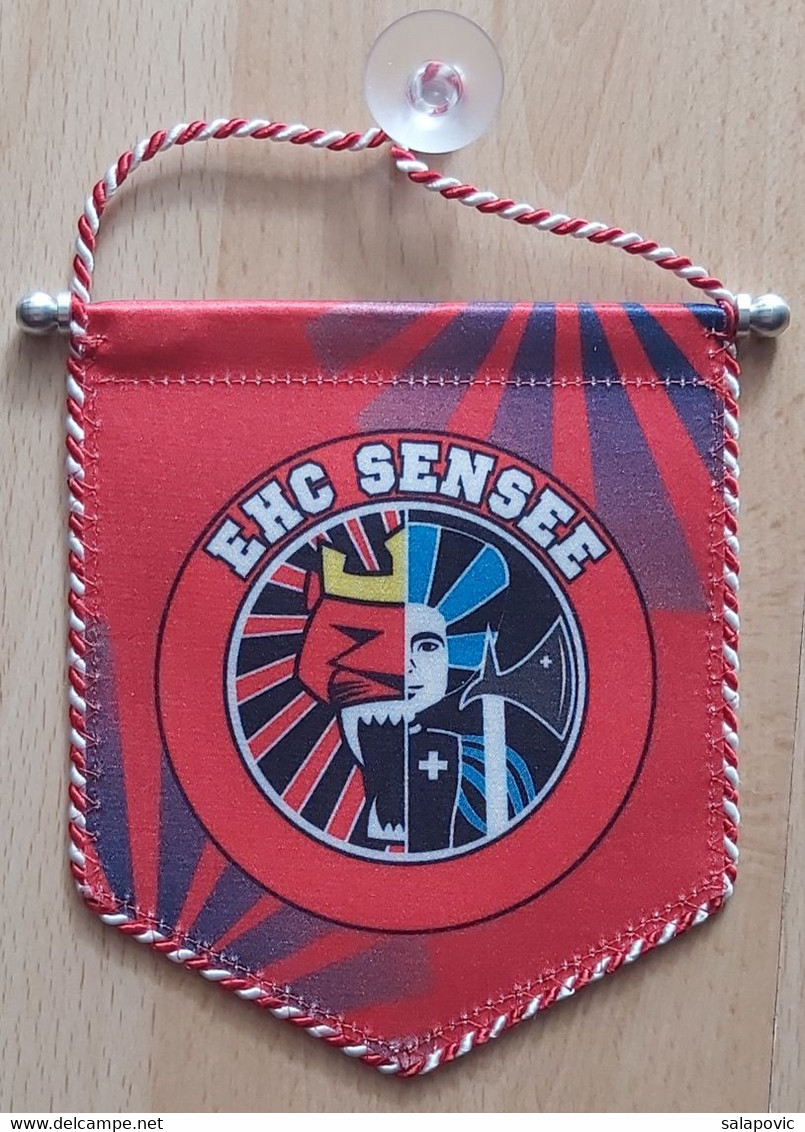 EHC SENSEE Switzerland, Ice Hockey Club  PENNANT, SPORTS FLAG ZS 5/14 - Bekleidung, Souvenirs Und Sonstige