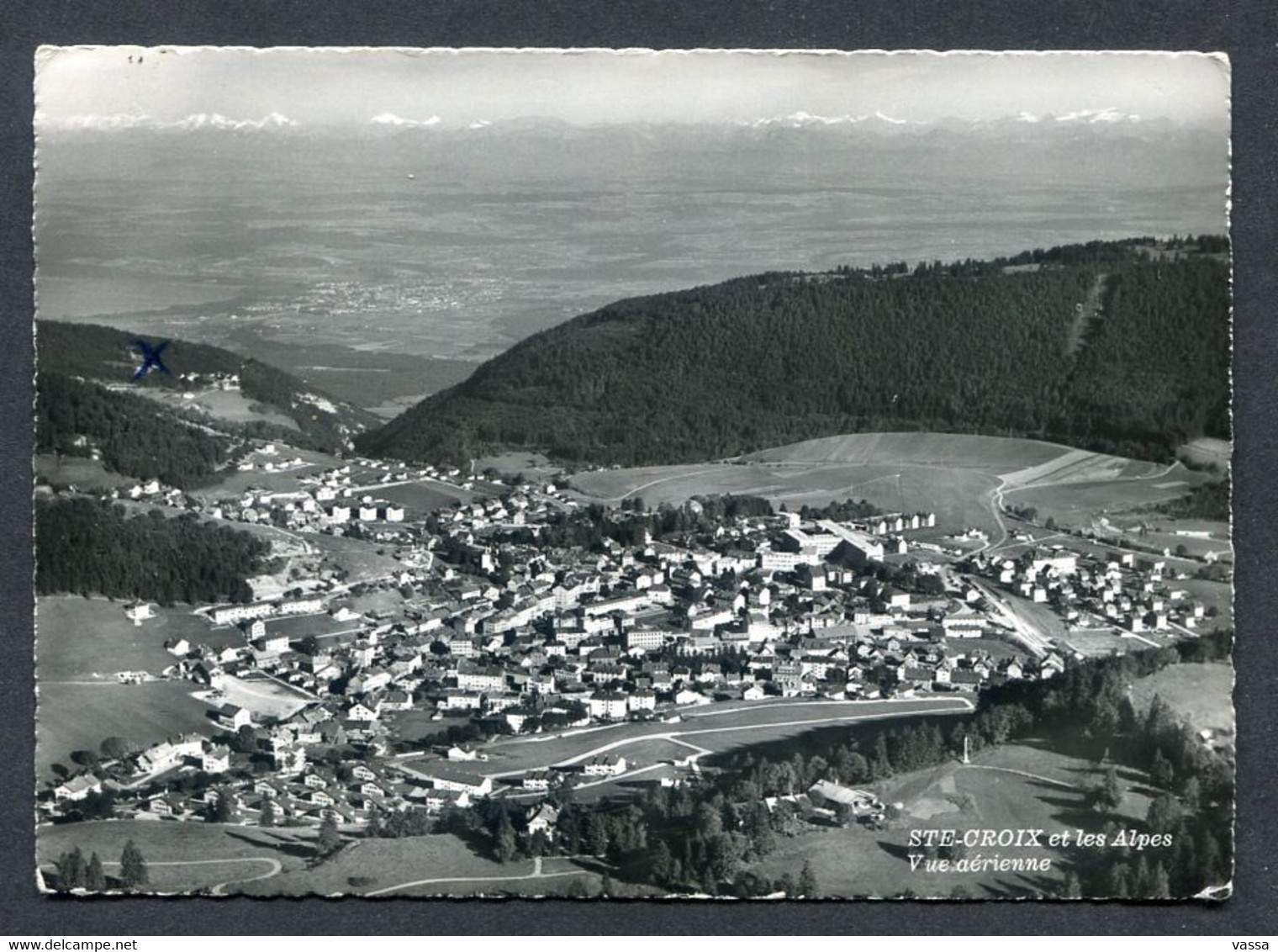 SUISSE - SAINTE CROIX Et Les ALPES . Vue Aérienne. Timbre Et Cachet - Sainte-Croix 