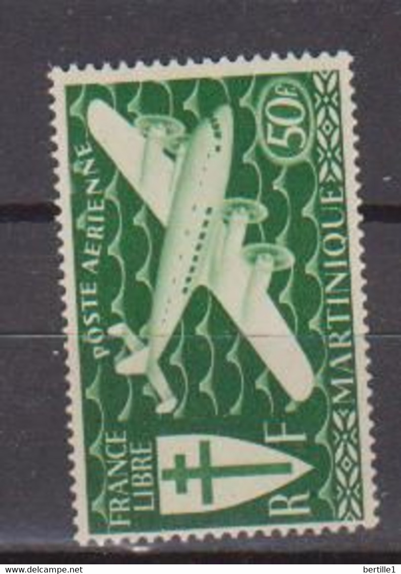 MARTINIQUE             N°  YVERT PA 4  NEUF AVEC CHARNIERES    ( CHARN  03/18 ) - Airmail