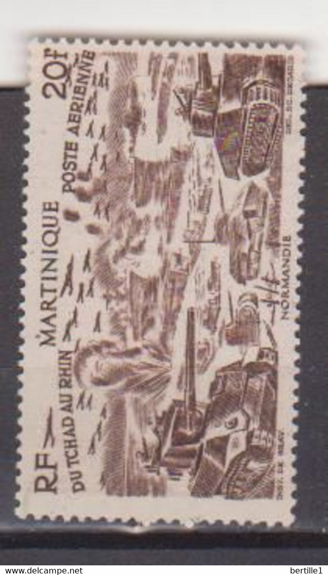MARTINIQUE             N°  YVERT PA 10  NEUF AVEC CHARNIERES    ( CHARN  03/19 ) - Luftpost