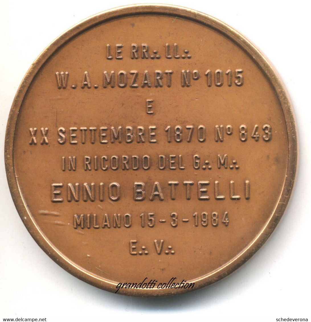 GRAN MAESTRO ENNIO BATTELLI 1984 MILANO MEDAGLIA MASSONERIA - Profesionales/De Sociedad