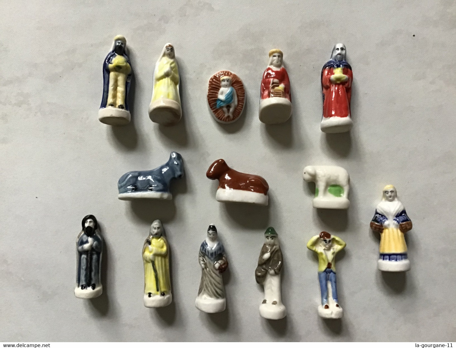 Chevalier Diffusion 8 fèves en porcelaine - Santons de la crèche