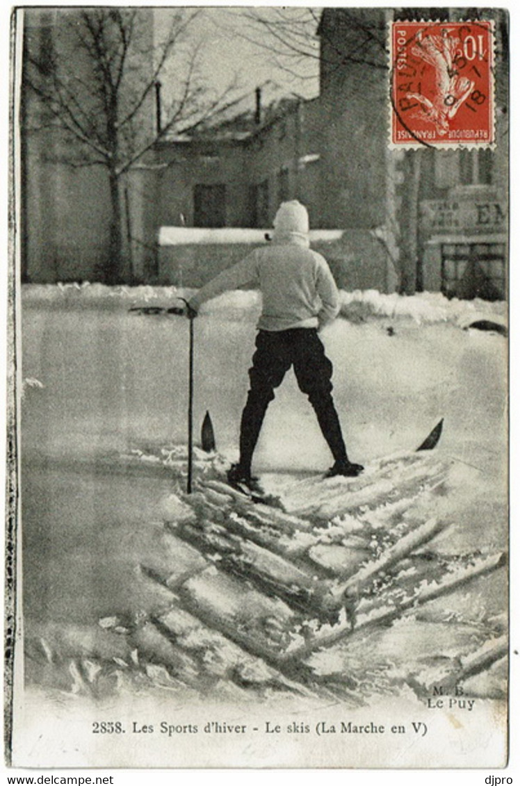 2858 Les Sport D'hiver  Les Skis - Sports D'hiver