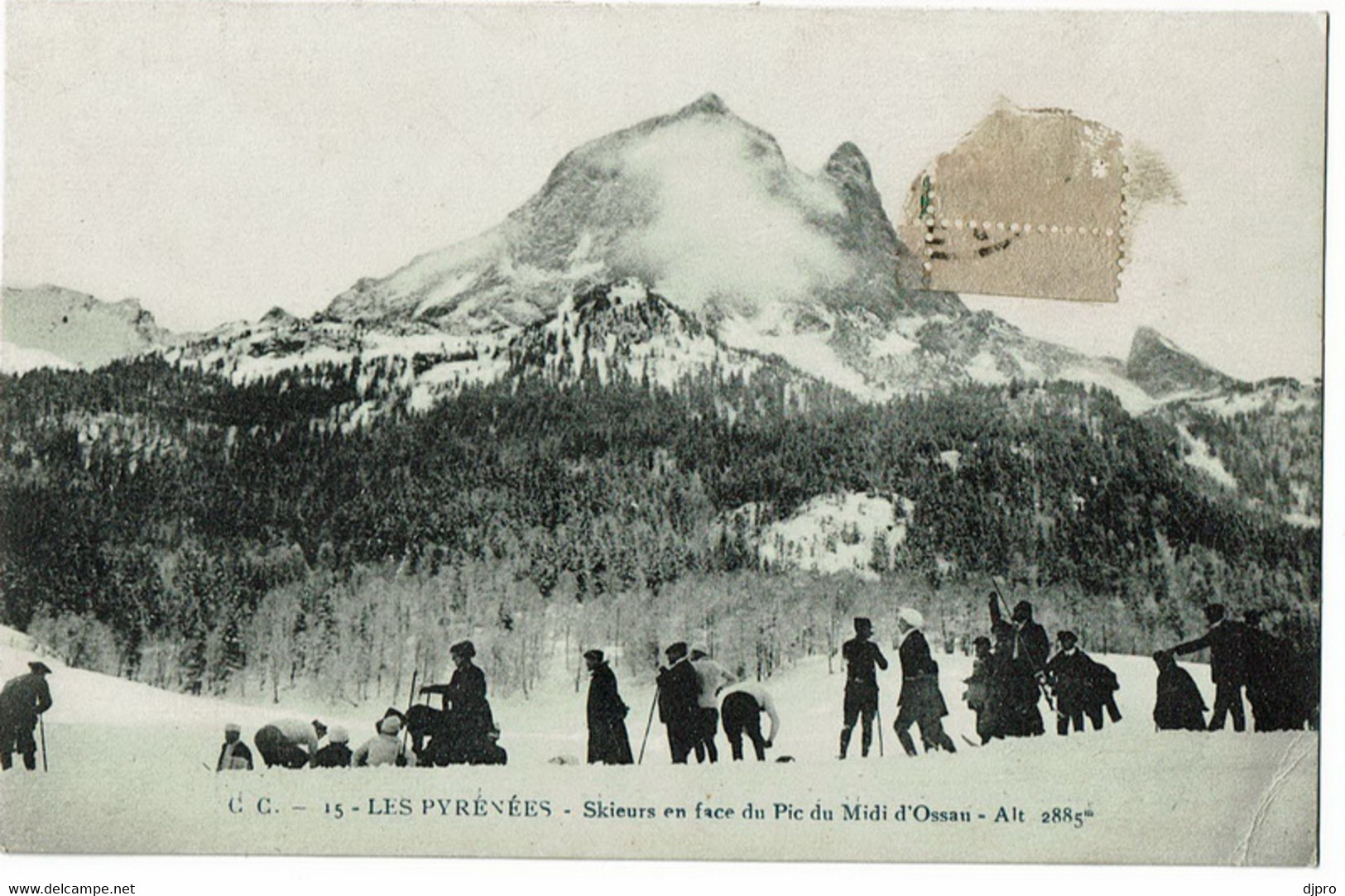 Skieurs  En Face Du Pic Midi D'oss 15 Les  Pyrenees - Sports D'hiver