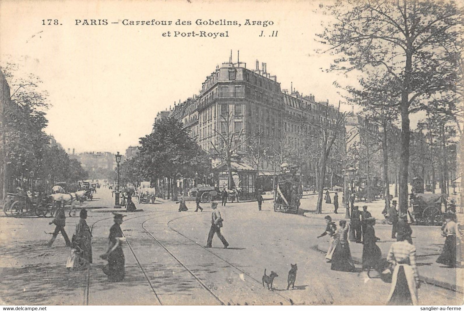 CPA 75 PARIS / PARIS 13e / CARREFOUR DES GOBELINS ARAGO ET PORT ROYAL - Arrondissement: 13