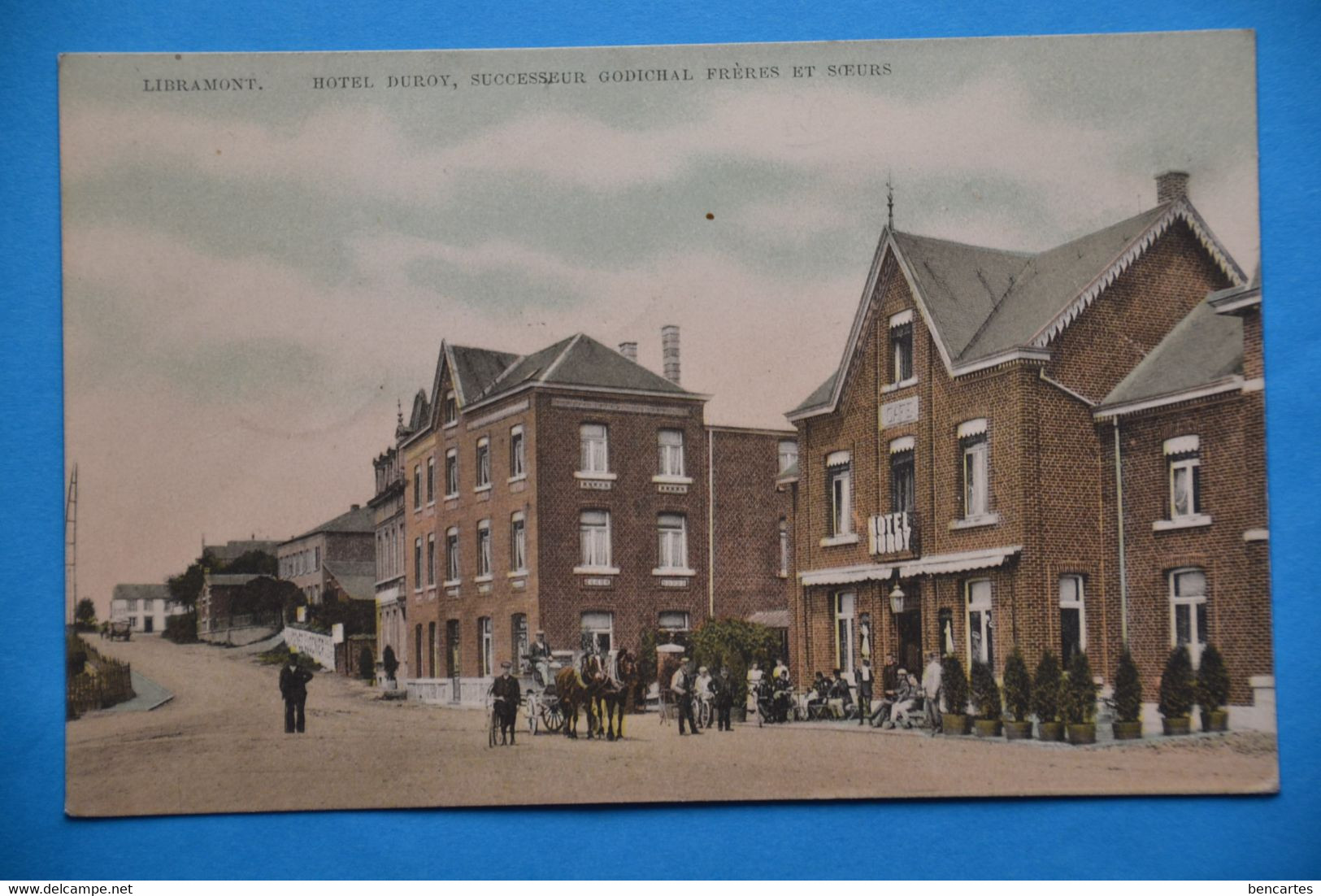 Libramont 1908: Hôtel Duroy, Successeur Godichal. Très Animée Avec Attelage Et En Couleurs - Libramont-Chevigny