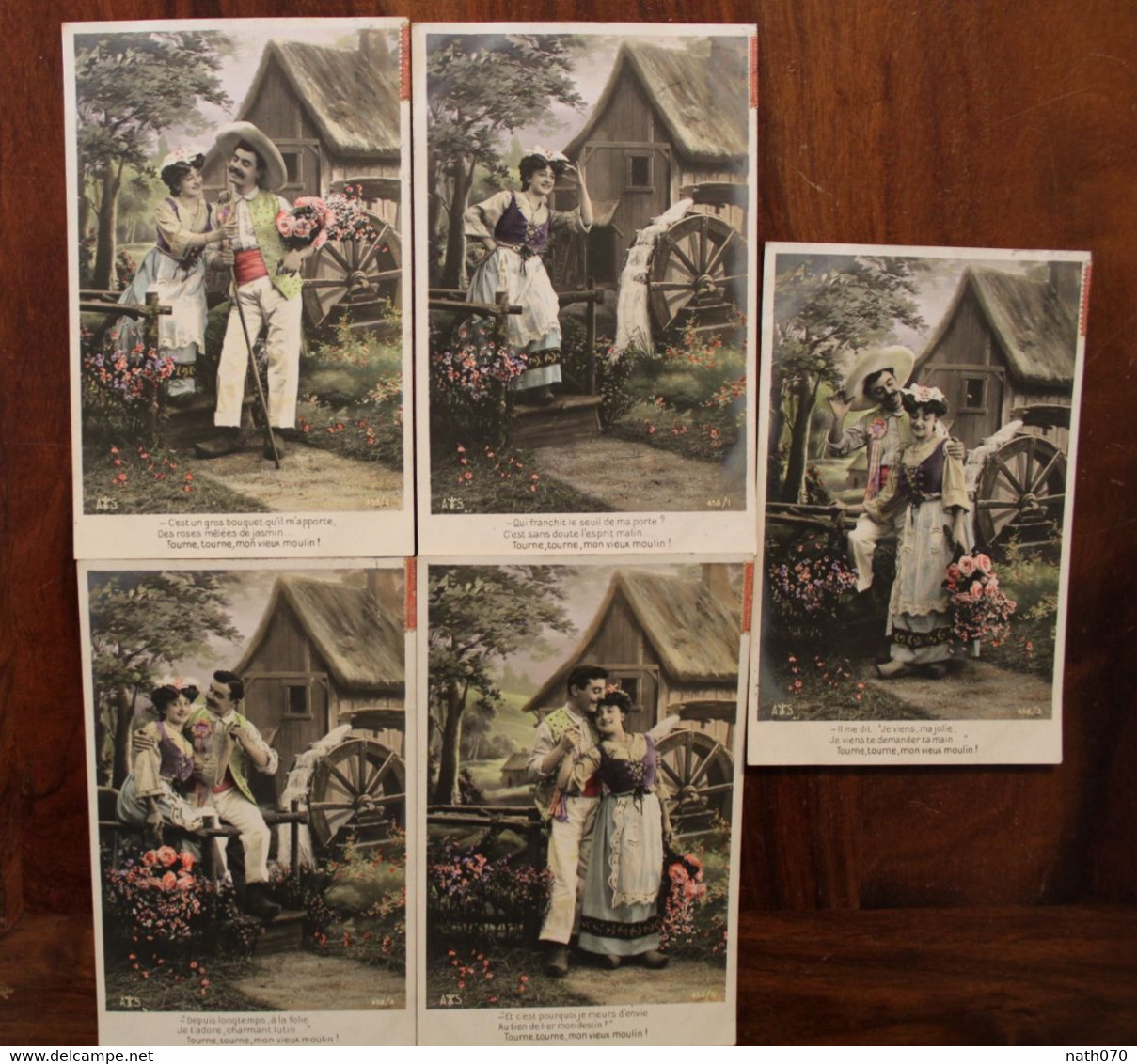 Lot 5 Ak CPA 1906 Emaillographie Couple Campagne Ferme Paysans Fleurs Voyagée - Parejas