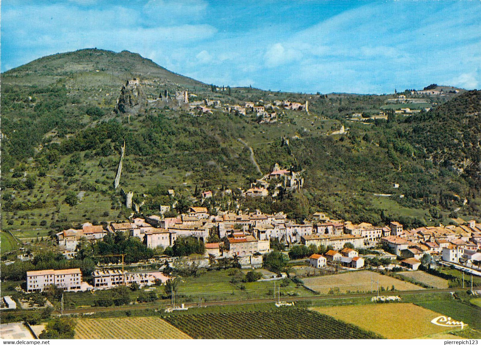 07 - Rochemaure - Vue Générale Aérienne - Au Fond, Le Château - Rochemaure