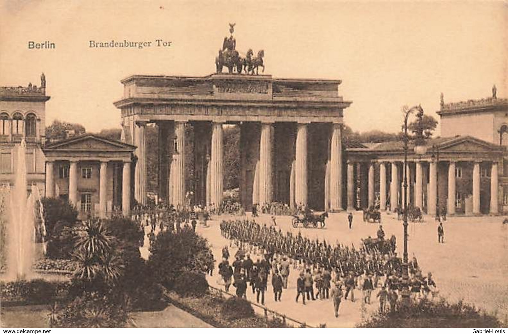 Berlin Brandenburger Tor Militärparade - Brandenburger Tor