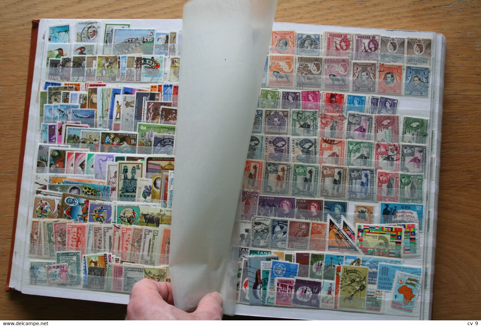 album WORLD AFRICA ASIA CHINA INDIA commonwealth countries etc. with lots of stamps See Pictures   HIGH CV