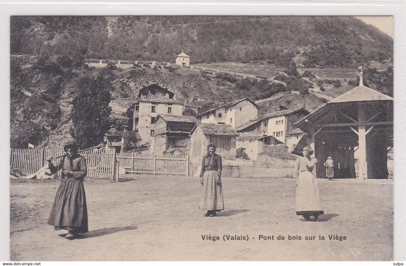 Visp / Viège. Pont De Bois Et Paysannes En Costume, 1925 - Viège