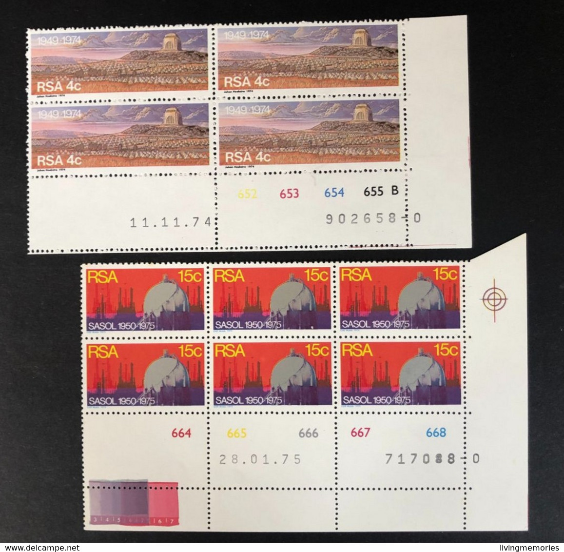 109 VR, SOUTH AFRICA, **Mint Grouped Strips , « Voortrekker Monument », « SASOL »,  1974, 1975 - Nuovi