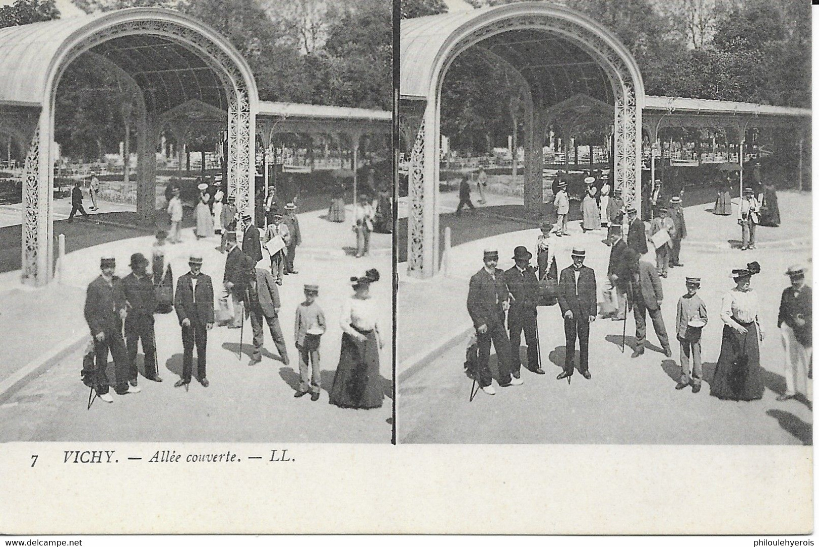 CPA VICHY 03 Vues Stéréoscopiques : Allée Couverte - Cartes Stéréoscopiques