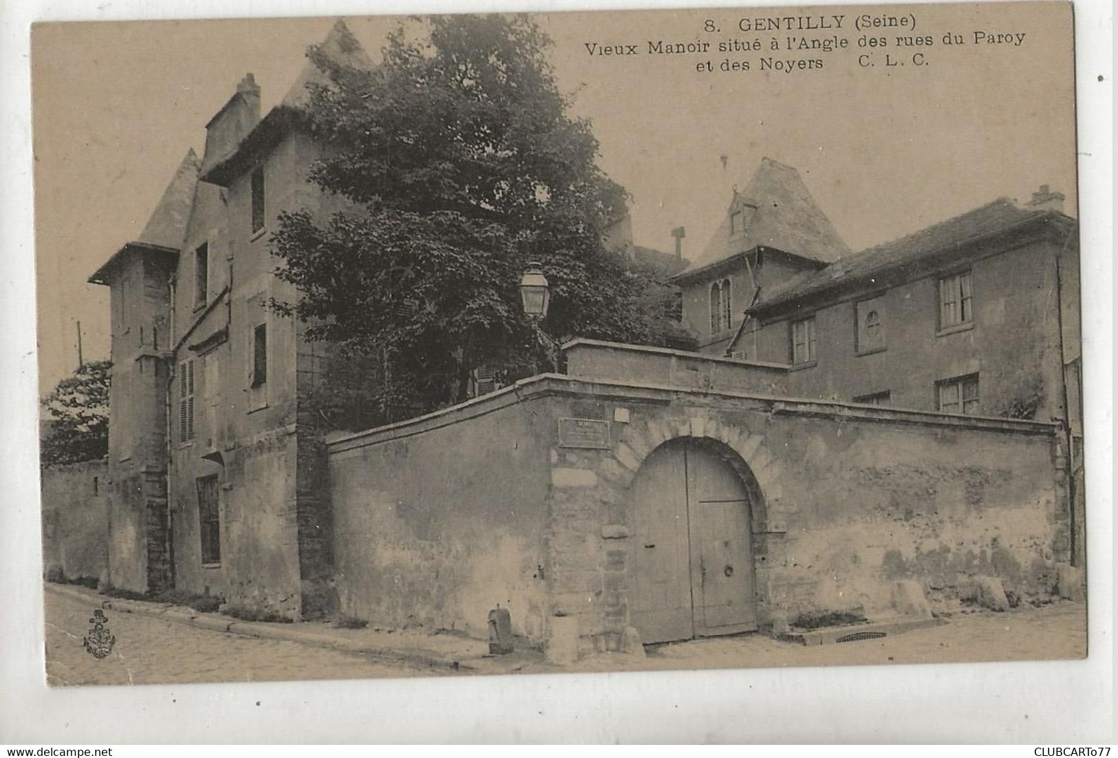 Gentilly (94) : La Villa Dite "Le Vieux Manoir" à L'angle Des Rues Du Paroy Et Des Noyers En 1910 PF. - Gentilly