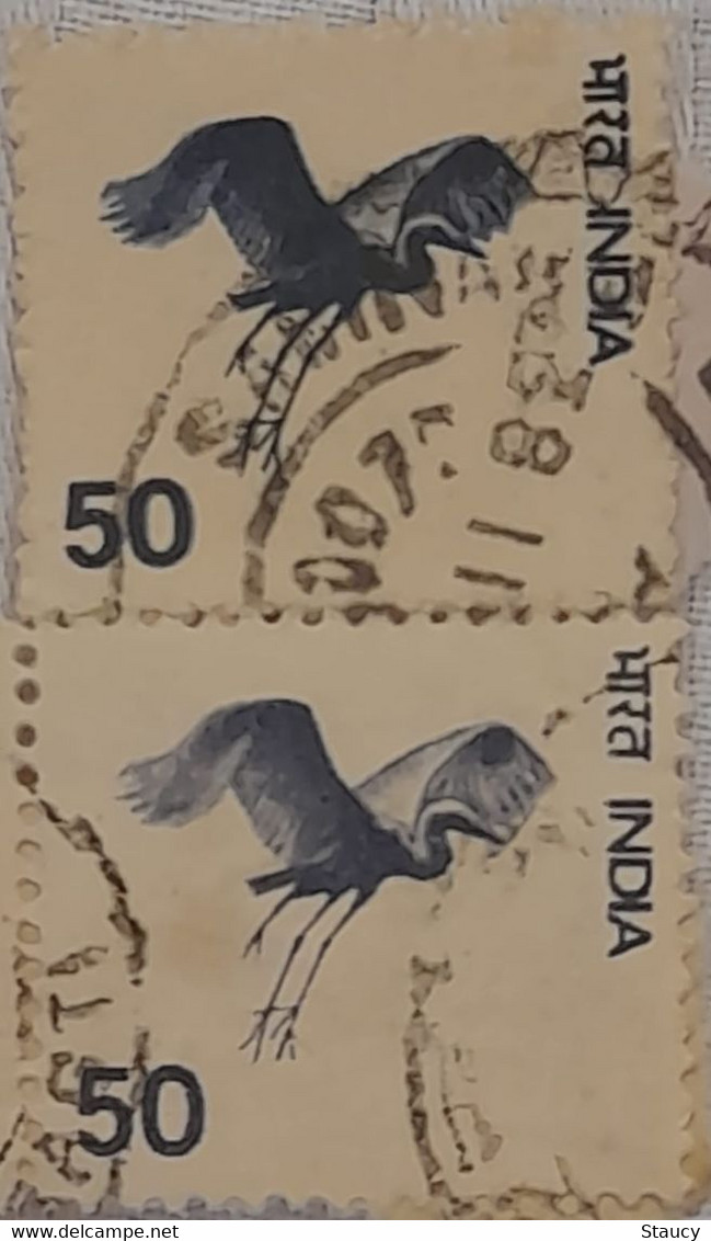 India BIRD - CRANE Definitive Stamp Used "TWO DIFFERENT SHADES" As Per Scan - Gebraucht