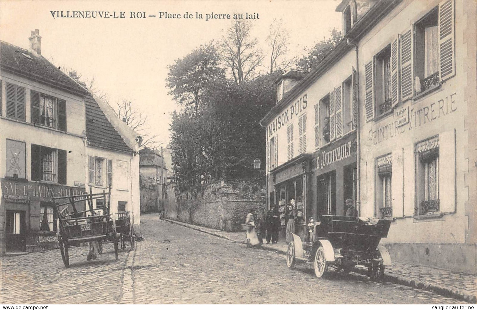 CPA 94 VILLENEUVE LE ROI / PLACE DE LA PIERRE AU LAIT / VOITURE - Villeneuve Le Roi