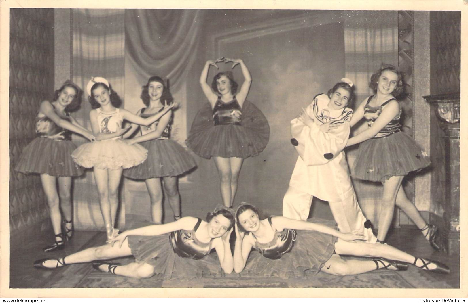 Carte Photo - Pierrot Et Ses Danseuses - Edit. Gevaert - Carte Postale Ancienne - Fotografia