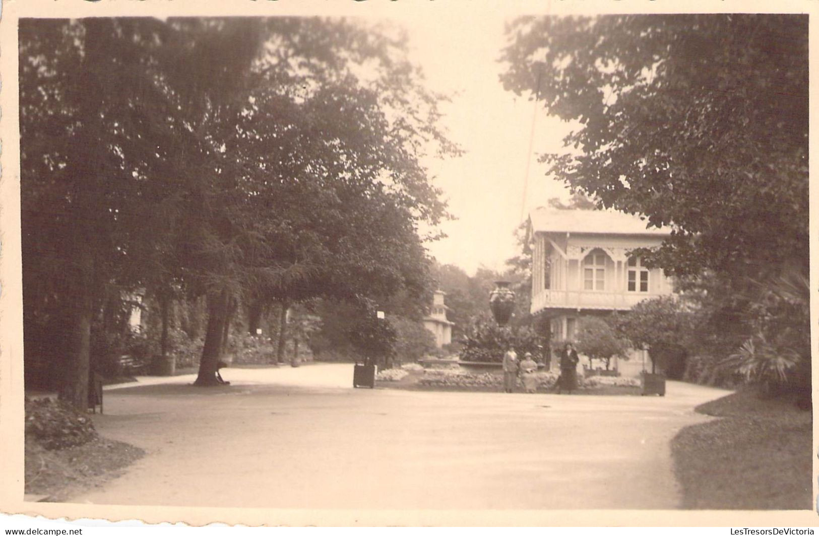 Lot De Deux Cartes Photo - Mondorf - Luxembourg - Bords Dentelés - Animé - Carte Postale Ancienne - Fotografia