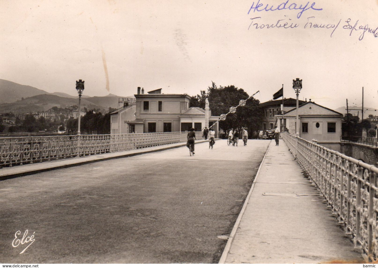 HENDAYE,  POSTE FRONTIERE FRANCO ESPAGNOLE, SUR LE PONT INTERNATIONAL, BELLE ANIMATION  REF 7139 - Douane