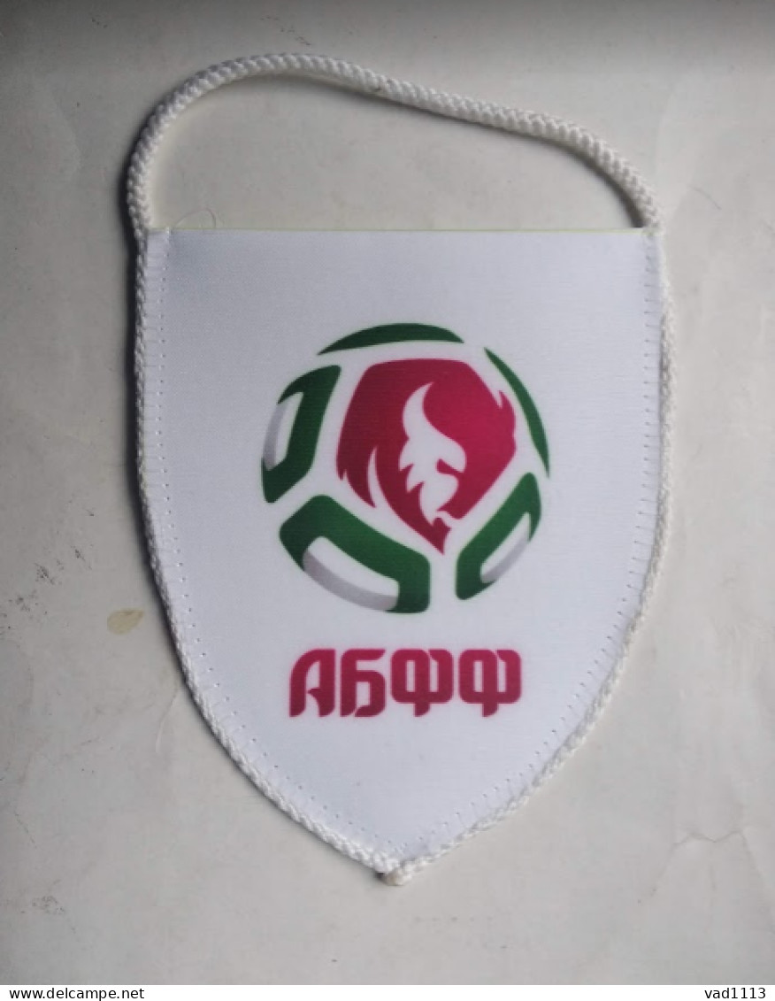 Football - Official Pennant Of The Belarus Football Federation. - Bekleidung, Souvenirs Und Sonstige