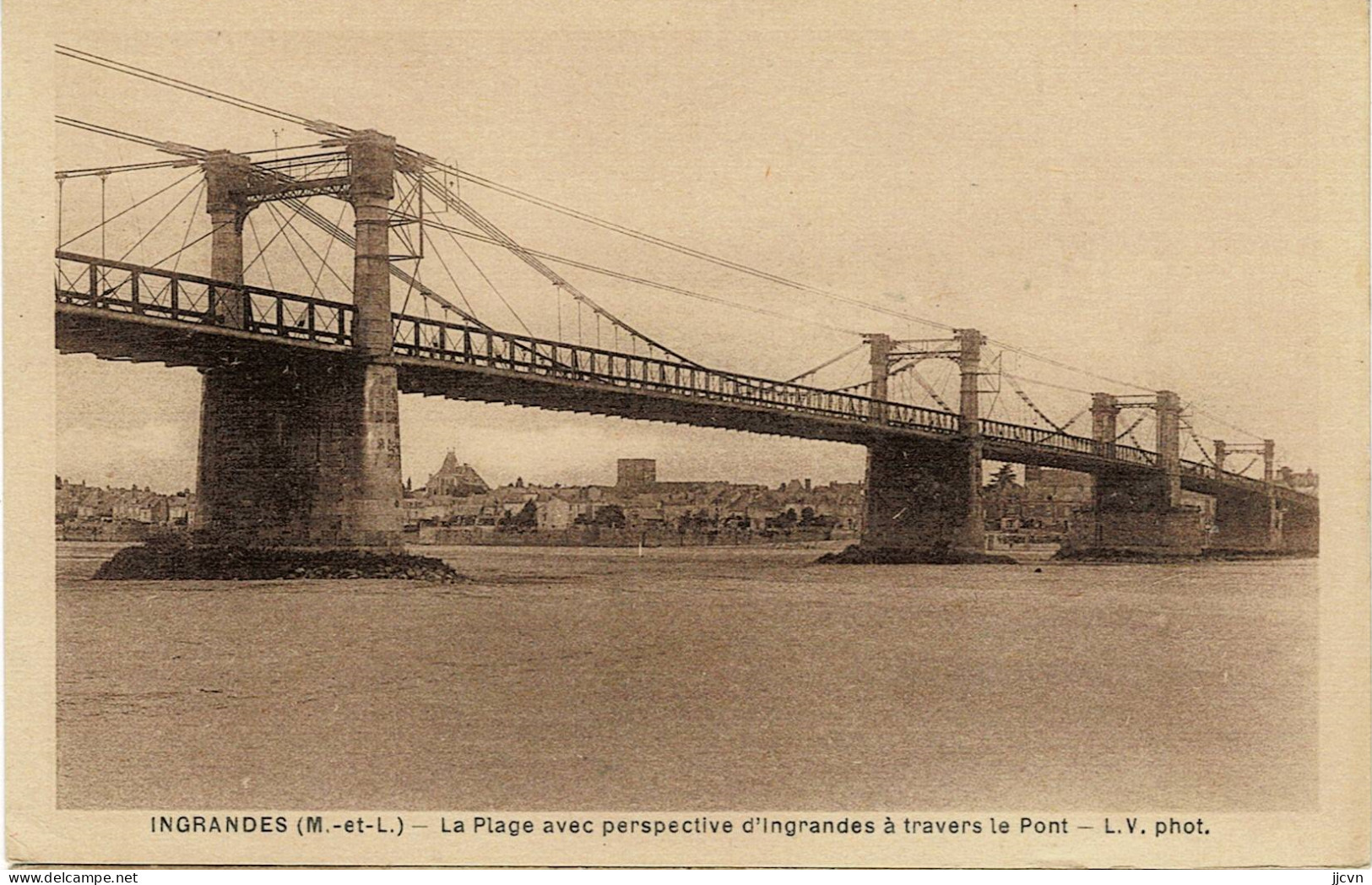 !! - 86 - Vienne - Ingrandes - La Plage Avec Perspective D' Ingrandes à Travers Le Pont - Ingrandes