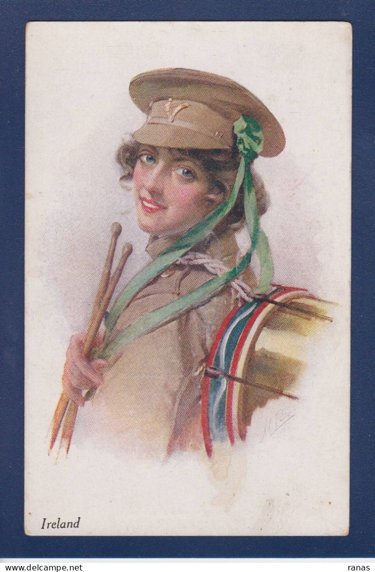 CPA Irlande Militaria Patriotique Femme Woman Non Circulé - Autres & Non Classés