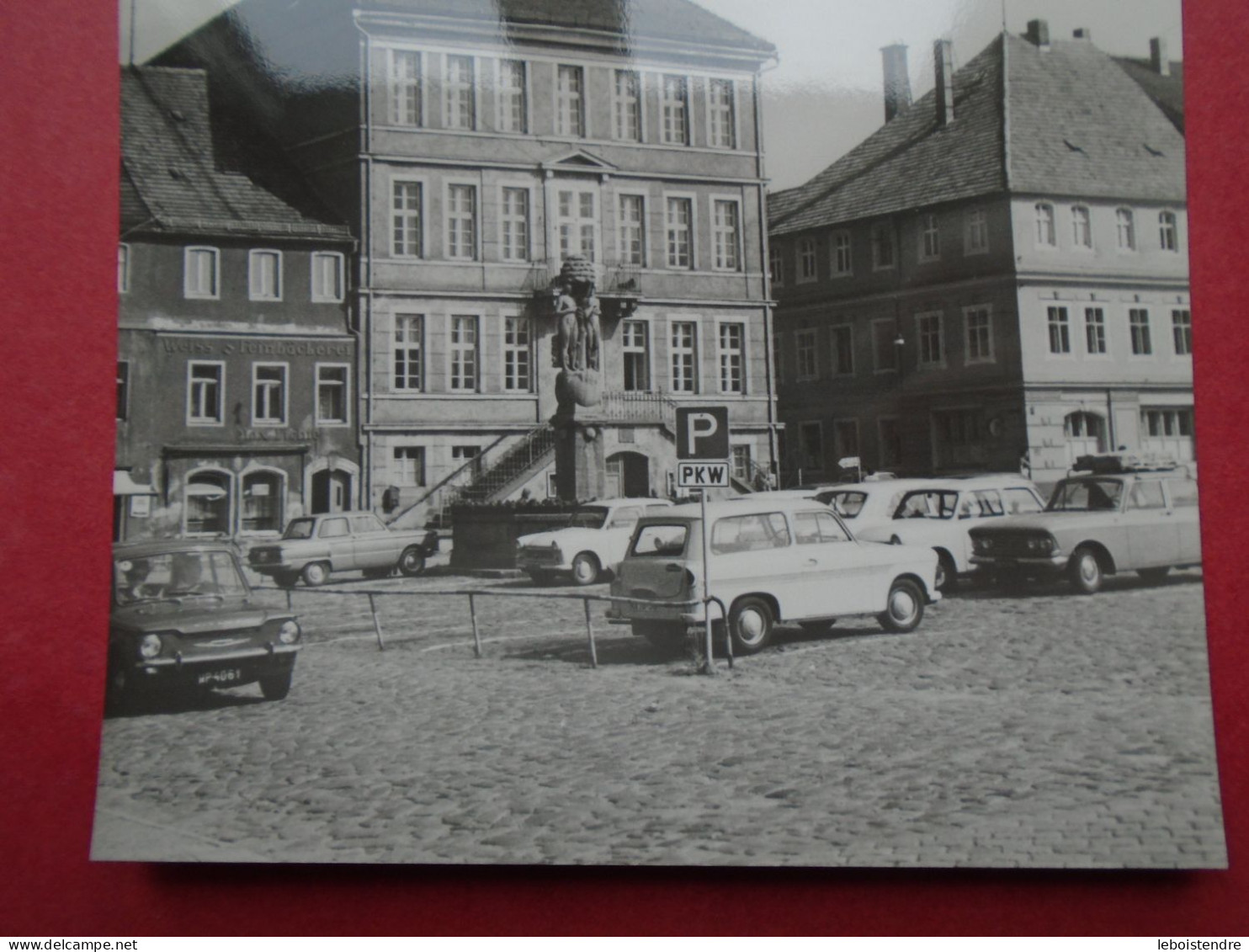 CPSM PHOTO GLACEE  BISCHOFSWERDA  RATHAUS  VOITURES     NON VOYAGEE - Bischofswerda