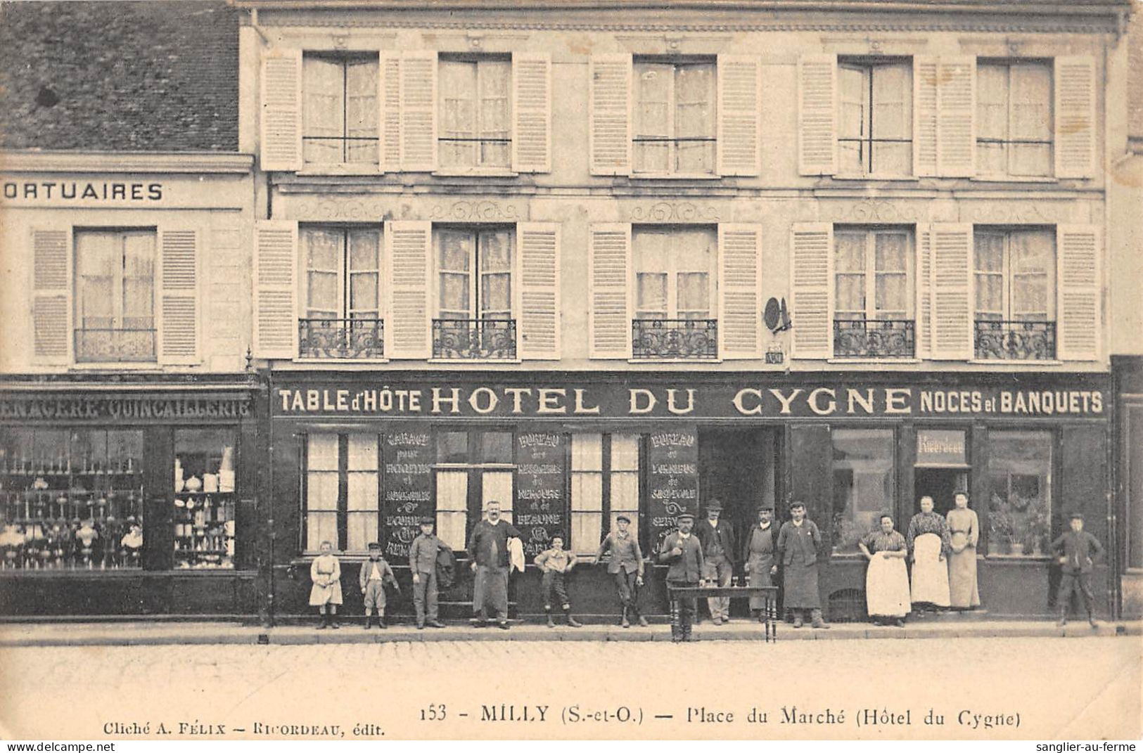 CPA 91 MILLY / PLACE DU MARCHE / HOTEL DU CYGNE - Milly La Foret